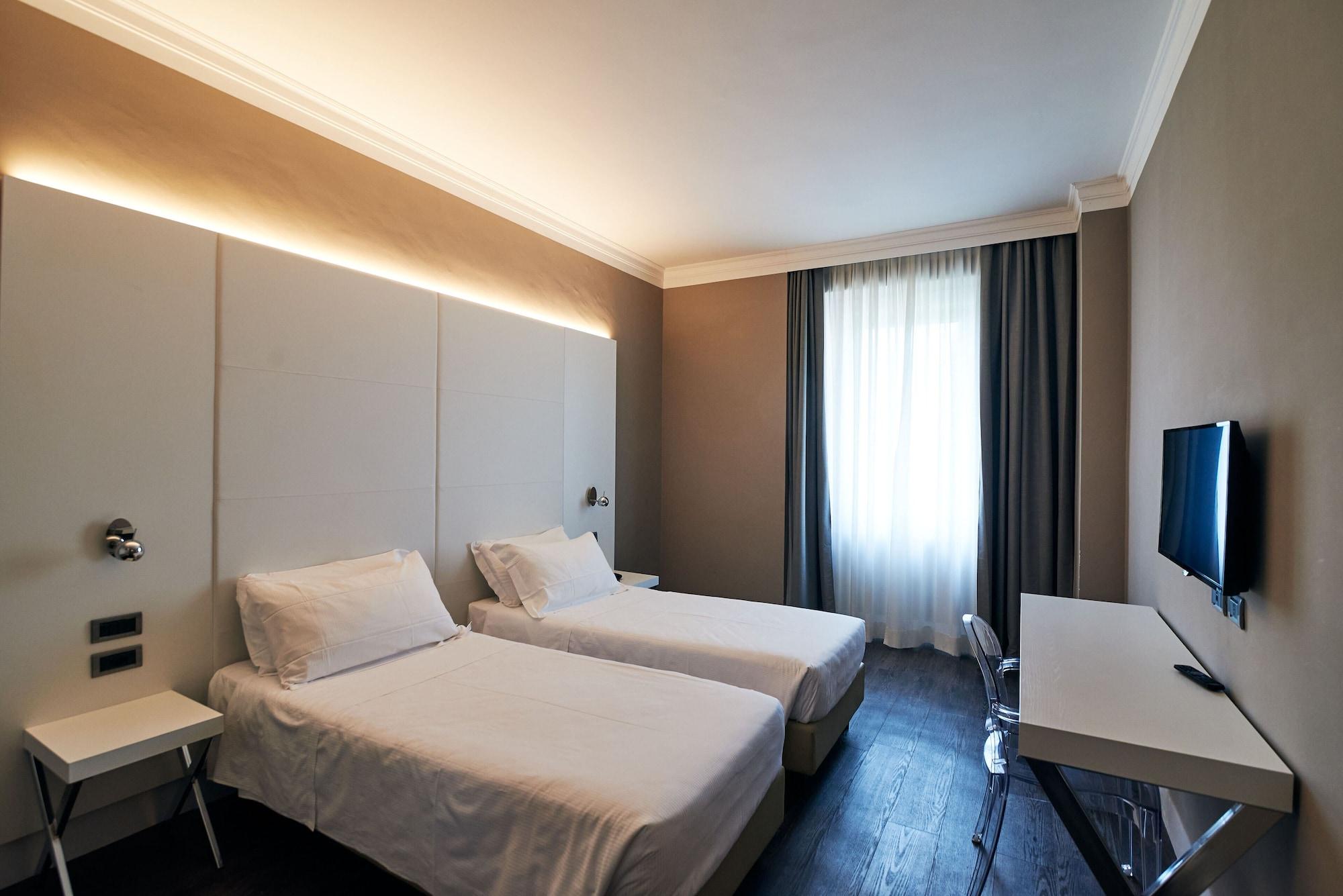 Hotel Poledrini โฟลีโญ ภายนอก รูปภาพ